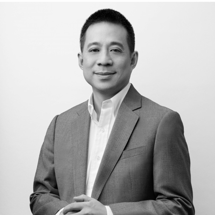 Episode 317: Ron Gee, Beauty Industry Executive & Luminary Advisor at Accenture